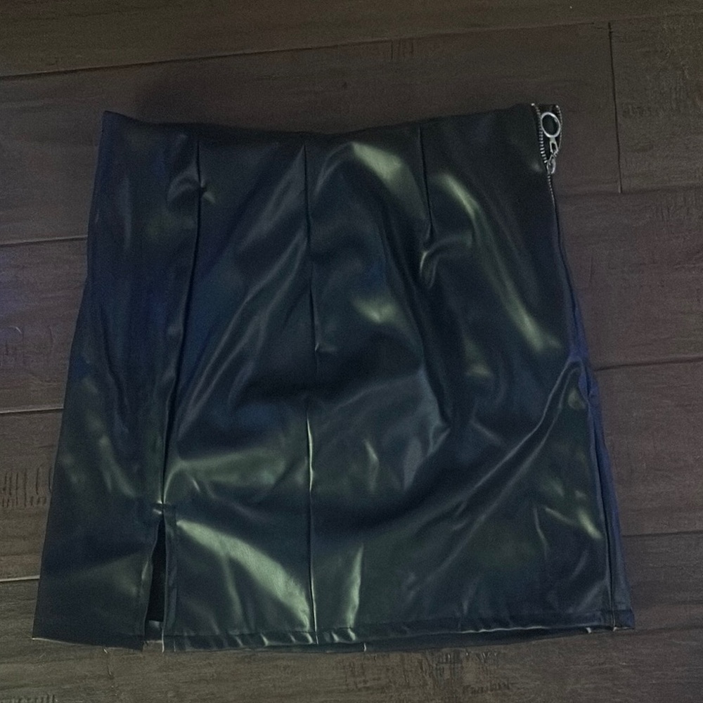 SHEIN Black Mini Pencil Skirt with Slit